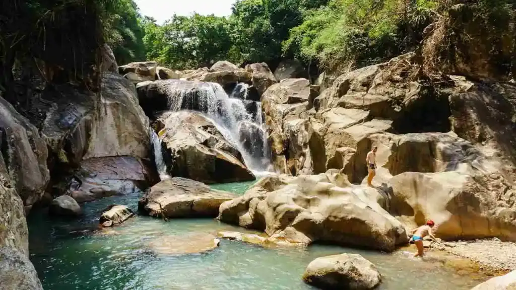 Ba Ho Waterfall