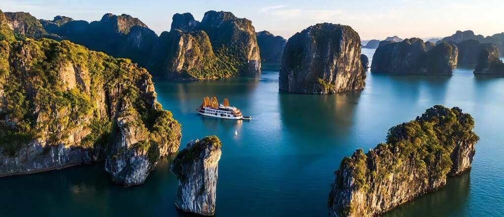Bai Tu Long National Park